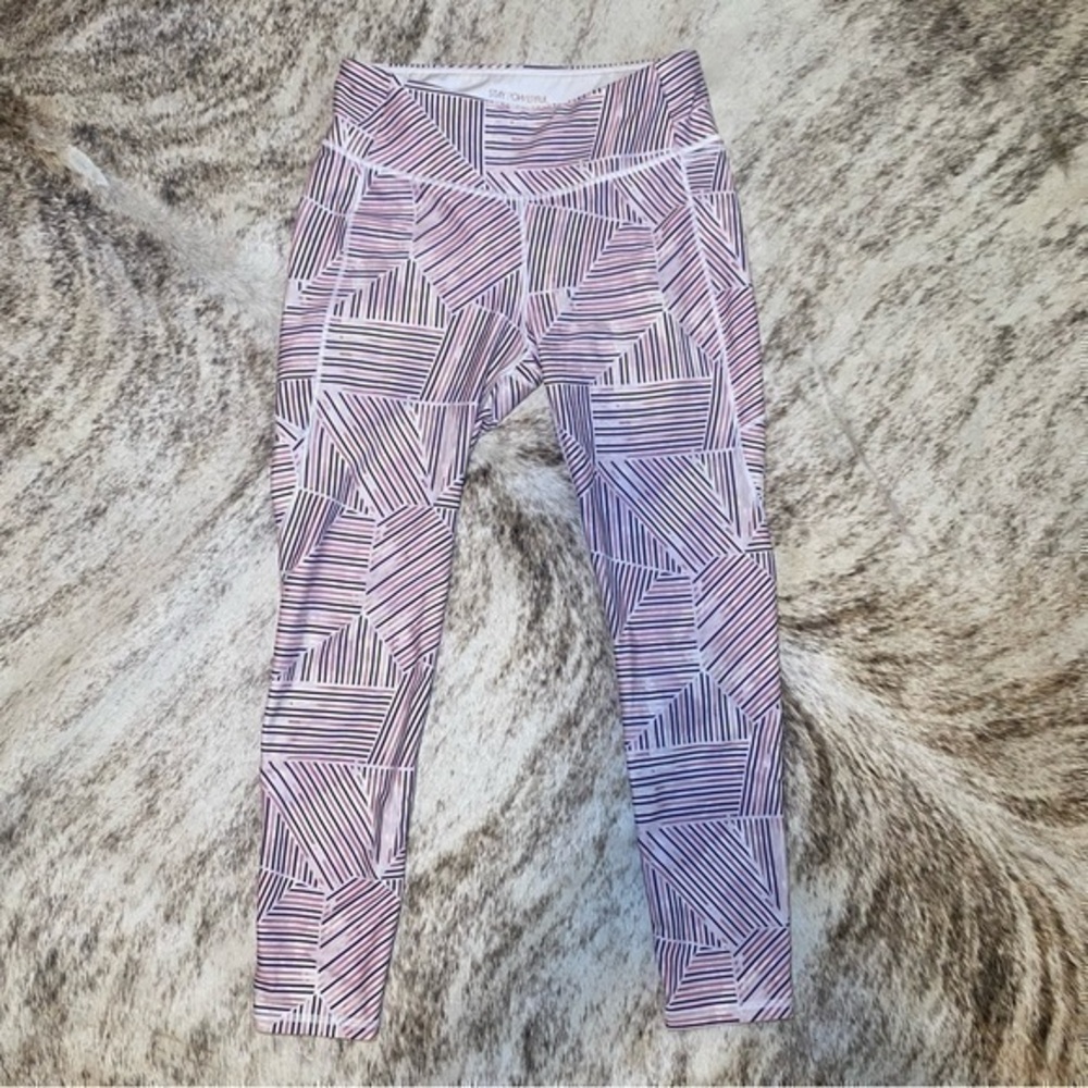 CALIA by Carrie Underwood Pink & Purple Geometric Design Workout Leggings Size M